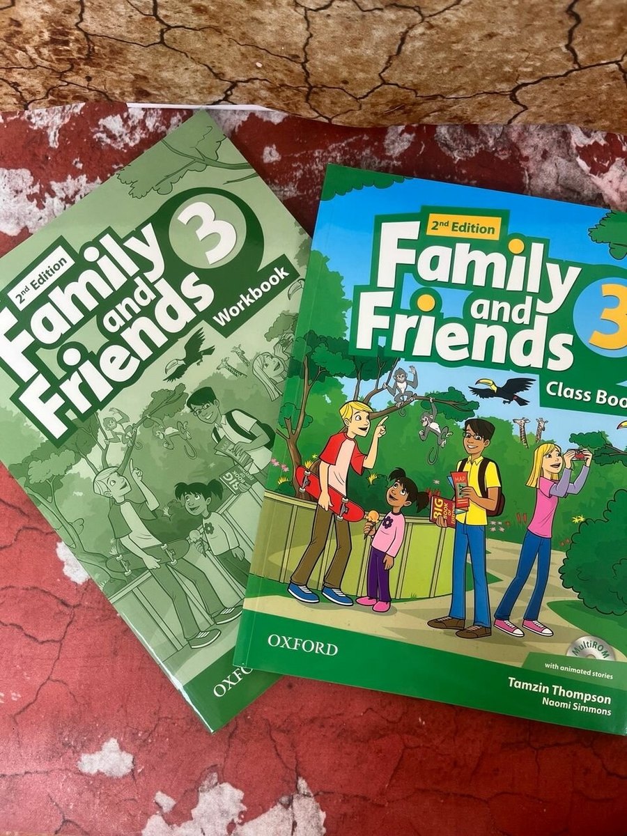 Family and friends 3 — обложка